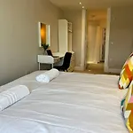 Margate Beach Front Apt With Sea Views Sleeps 6