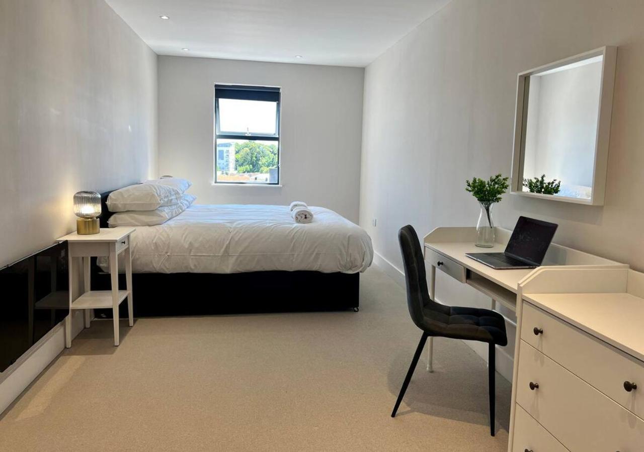 Front With Sea Views Sleeps 6 *