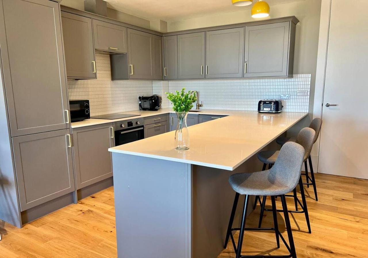Front With Sea Views Sleeps 6 * Margate