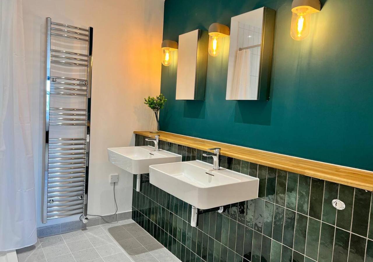 Front With Sea Views Sleeps 6 Apartment *