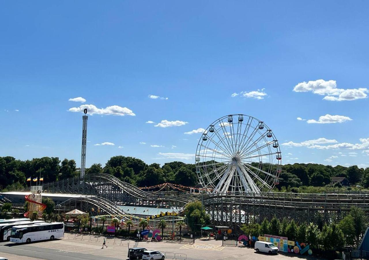 Apartment Front With Sea Views Sleeps 6 Margate